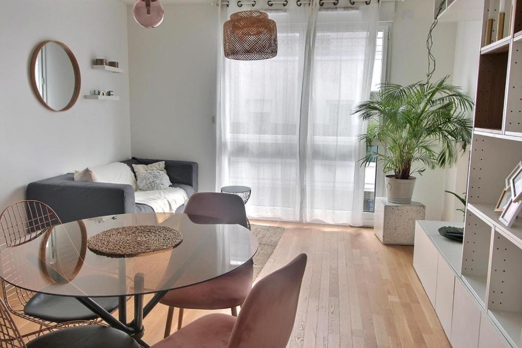 Le Toit Du Montvalerien Suresnes Apartment Exterior photo