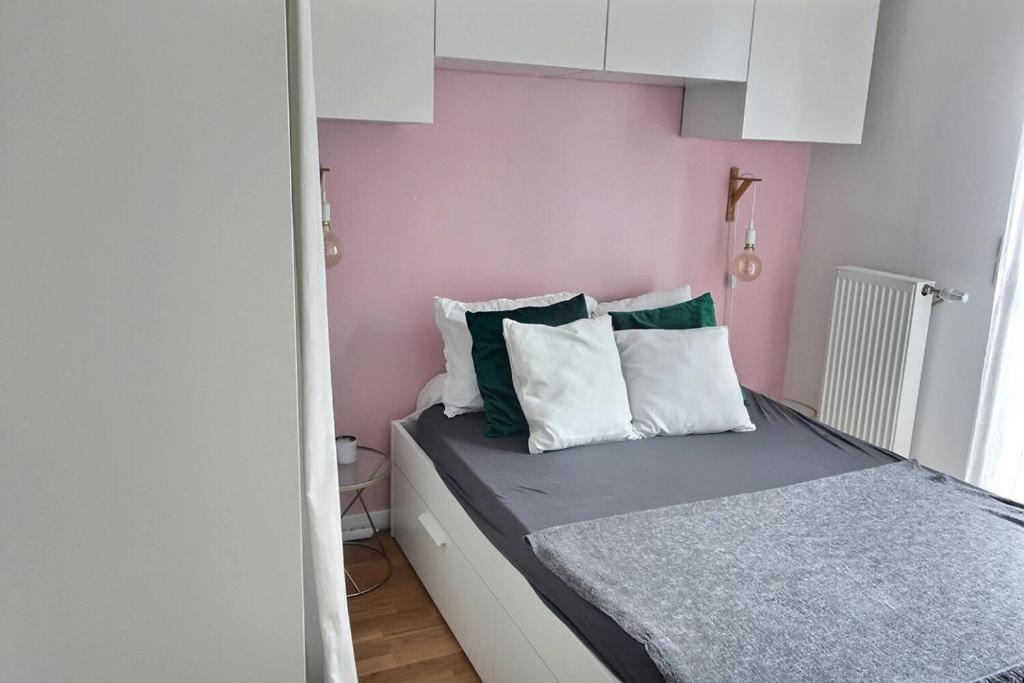 Le Toit Du Montvalerien Suresnes Apartment Exterior photo