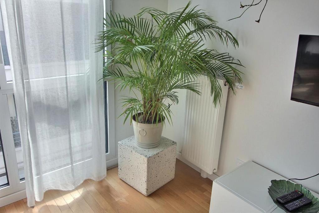 Le Toit Du Montvalerien Suresnes Apartment Exterior photo